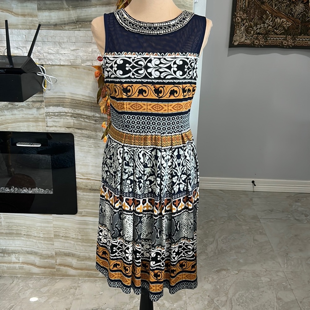 Sandra Darren sleeveless dress size‎ 6